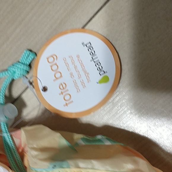 Pearhead fish tote bag - Picture 2 of 2